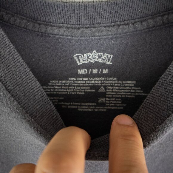 Pokemon Charizard Modern Tee Grey Mens Medium - Picture 4 of 7